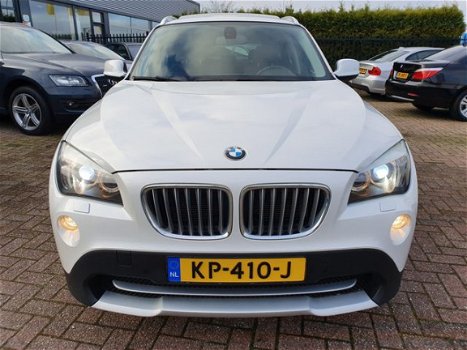 BMW X1 - xDrive23d Executive BOM VOl Vol leer zwart/sportstoelen/panoramadak/xenon/navi-pro/HarmanK - 1