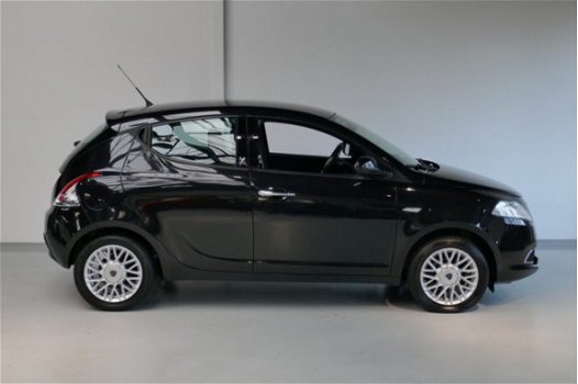 Lancia Y(psilon) - 1.2 Sportivo - 1