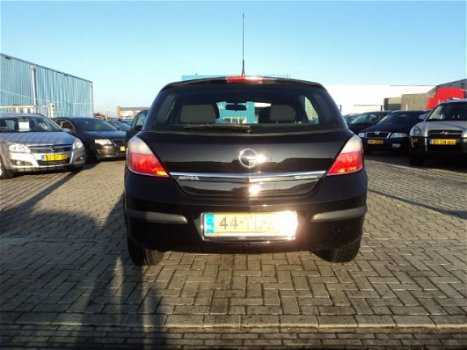 Opel Astra - 1.6 16V 5Deurs Enjoy airco - 1