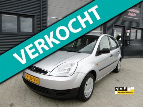 Ford Fiesta - 1.4-16V Trend Automaat 5 Deurs - 1