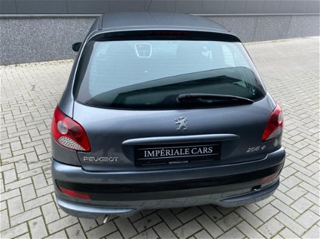 Peugeot 206 - NWE APK/Airco/Elekt.ramen/NAP - 1