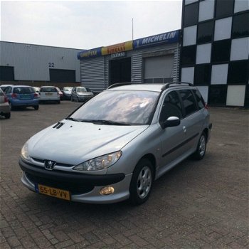 Peugeot 206 SW - 1.4 XS Clima, Zeer nette en goed rijdende 206 Station.Nieuwe Apk - 1