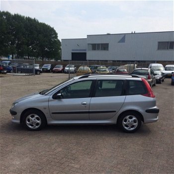 Peugeot 206 SW - 1.4 XS Clima, Zeer nette en goed rijdende 206 Station.Nieuwe Apk - 1