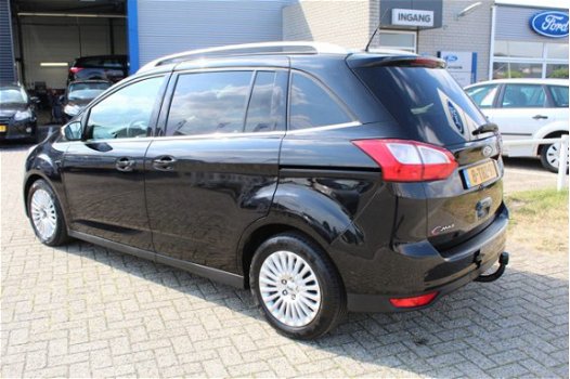 Ford Grand C-Max - 1.0 EcoBoost 125PK | Navigatie | Trekhaak | Parkeersensoren | Dealer onderhouden - 1