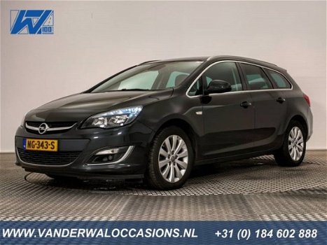 Opel Astra Sports Tourer - 1.6 CDTi Cosmo ECC NAV 1/2 LEDER DGLAS 17'' - 1