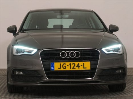 Audi A3 Sportback - 1.6 TDi Adrenalin S-Line ECC NAV XENON CRUISE LMV 16'' - 1