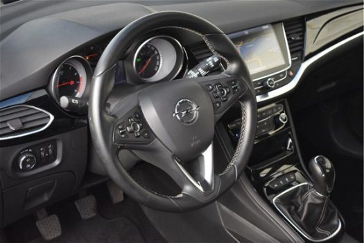 Opel Astra - 1.4 Turbo Innovation | Navigatie | Keyless-entry | Climate Control | Parkeersensoren | - 1