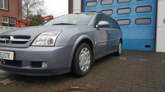 Opel Vectra Wagon - 1.8-16V Comfort Youngtimer Dealer onderhouden - 1