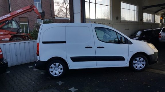 Peugeot Partner - 120 1.6 HDI L1 XR Dealer onderhouden NAP APK Airco 3 pers - 1