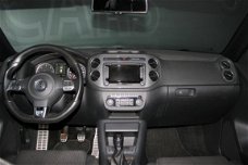 Volkswagen Tiguan - 2.0 TDI Sport&Style 4Motion R-line Edition