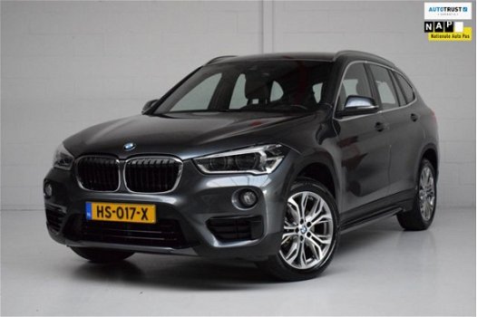 BMW X1 - 1.8d 150PK sDrive High Executive Sport LEDER/NAP/GROOT-NAVI - 1