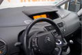 Citroën C4 Picasso - 1.8-16V Ambiance 5p - 1 - Thumbnail