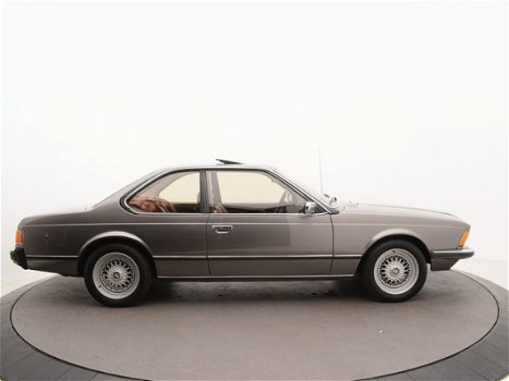 BMW 6-serie - 633 CSi Wegenbelastingvrij | LPG | OrigNL | Nette auto - 1