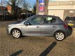 Peugeot 207 - 1.6 VTi XS Pack airco, keurige Dealerauto met NAP - 1 - Thumbnail