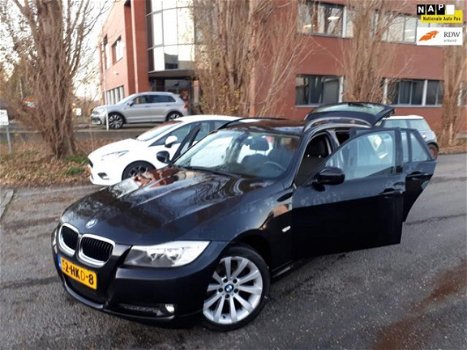 BMW 3-serie Touring - 320i Business Line 2 E EIGENAAR /NIEUWE APK /NAVI/AIRCO/ZEER GOED /INRUIL MOG - 1