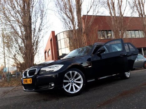 BMW 3-serie Touring - 320i Business Line 2 E EIGENAAR /NIEUWE APK /NAVI/AIRCO/ZEER GOED /INRUIL MOG - 1