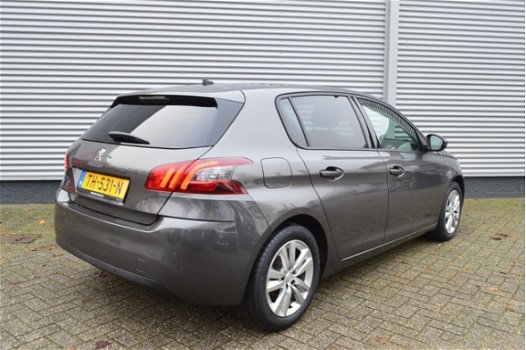 Peugeot 308 - 1.2 PureTech 110pk Blue Lease Executive - 1