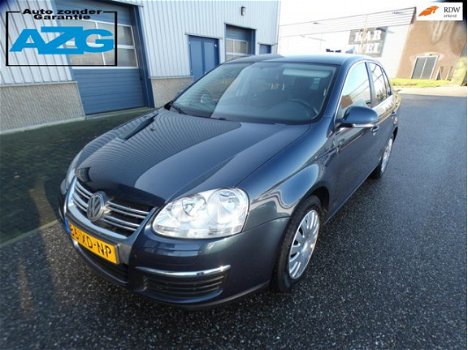 Volkswagen Jetta - 1.6 FSI Comfortline Business / CLIMA / CRUISE / TREKHAAK / ELEK RAMEN - 1