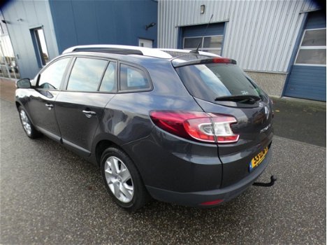 Renault Mégane Estate - 1.5 dCi Expression / NAVI / CRUISE / AIRCO / TREKHAAK - 1