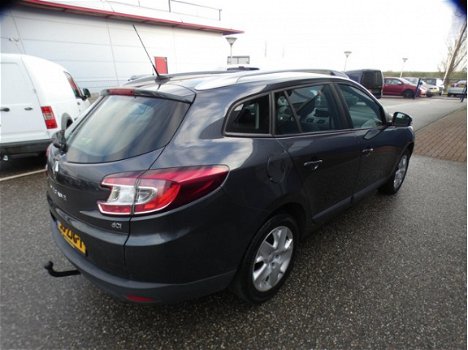 Renault Mégane Estate - 1.5 dCi Expression / NAVI / CRUISE / AIRCO / TREKHAAK - 1