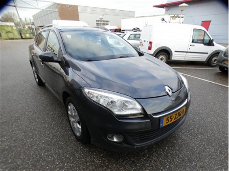 Renault Mégane Estate - 1.5 dCi Expression / NAVI / CRUISE / AIRCO / TREKHAAK - 1