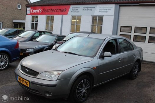 Ford Mondeo - 2.0-16V Collection - 1