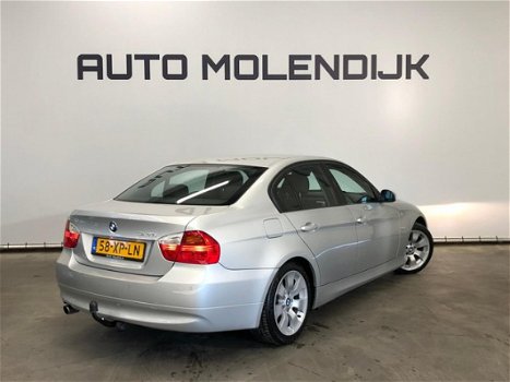 BMW 3-serie - 320i High Executive Xenon/Sportinterieur/Dealeronderh - 1