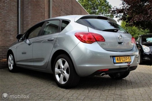 Opel Astra - - 1.4 Turbo Edition - 1