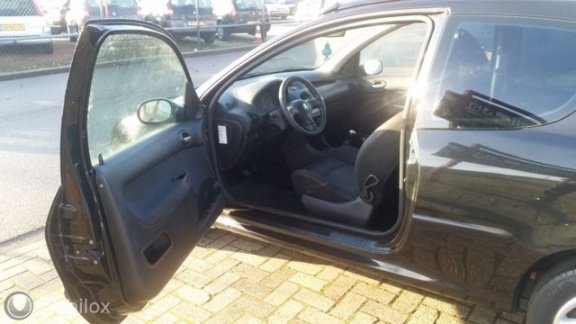 Peugeot 206 - 1.4 XS, Open dak, Panorama, APK tot 12-11-2020 - 1