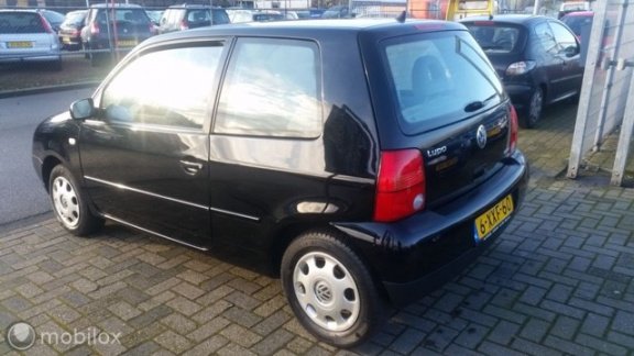 Volkswagen Lupo - 1.0, Klein zuinig auto met APK tot 18-11-2020 - 1