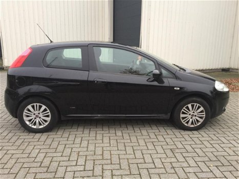 Fiat Grande Punto - 1.3 JTD Dynamic Clima / Export / Meeneemprijs - 1