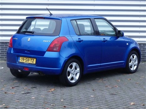 Suzuki Swift - 1.3 Shogun 5-Deurs, LM Velgen, Radio/CD, Stuurb - 1