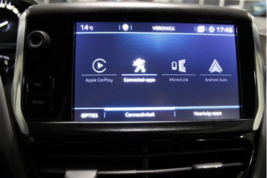 Peugeot 208 - 1.2 PureTech Signature 110PK Automaat | Navigatie | Cruise Control | Parkeersensoren | - 1