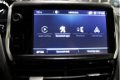 Peugeot 208 - 1.2 PureTech Signature 110PK Automaat | Navigatie | Cruise Control | Parkeersensoren | - 1 - Thumbnail