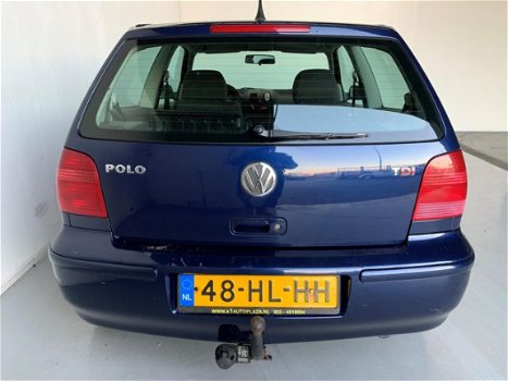 Volkswagen Polo - 1.4 TDI Trendline Airco nieuwe APK Trekhaak Radio/cd - 1