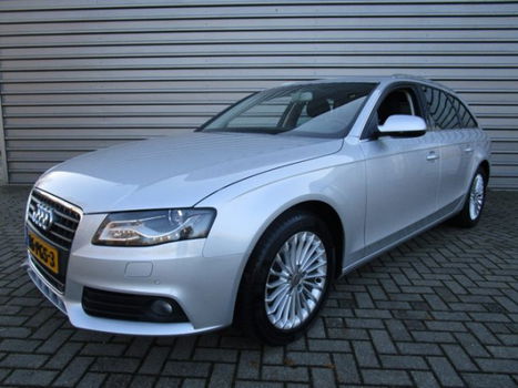 Audi A4 Avant - 1.8 TFSI 120PK AUTOMAAT PRO LINE BUSINESS 17-IINCH-TREKHAAK-NAVIGATIE-CAMERA - 1