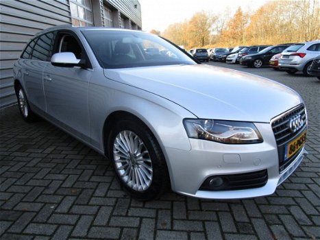 Audi A4 Avant - 1.8 TFSI 120PK AUTOMAAT PRO LINE BUSINESS 17-IINCH-TREKHAAK-NAVIGATIE-CAMERA - 1