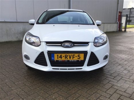 Ford Focus - 1.6 Ecoboost Trend SK82188 | Airco | Cruise | Radio | CD | MP3 | Parkeersensoren V+A | - 1