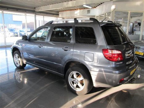 Mitsubishi Outlander - 2.0 2WD Dakar - 1