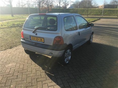 Renault Twingo - 1.2 Expression Quick.5 AUTOMAAT / NIEUW APK - 1