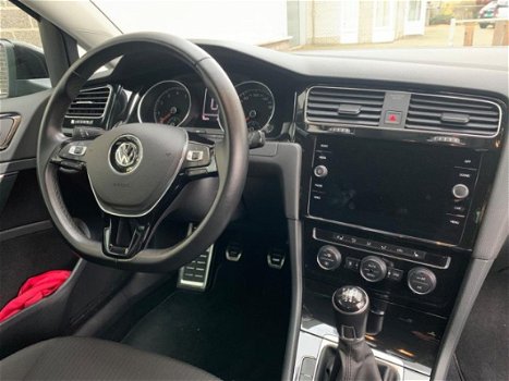 Volkswagen Golf - 1.0 TSI Trendline Standkachel Stuurverwarming Sloeverwarming Navi Camera - 1