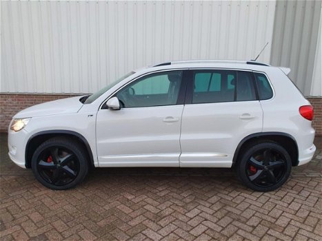 Volkswagen Tiguan - 1.4 TSI Sport&Style R-line Edition Vol Leer*Navigatie*PDC*Climate control*Cruise - 1