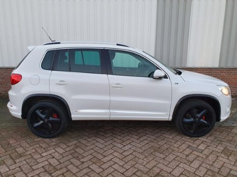 Volkswagen Tiguan - 1.4 TSI Sport&Style R-line Edition Vol Leer*Navigatie*PDC*Climate control*Cruise - 1