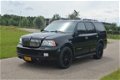 Lincoln Navigator - Navigator 5.4L - 1 - Thumbnail