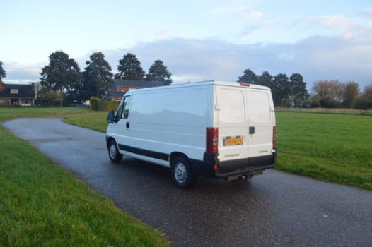 Peugeot Boxer - 330M 2.8HDI Geisoleerd - 1