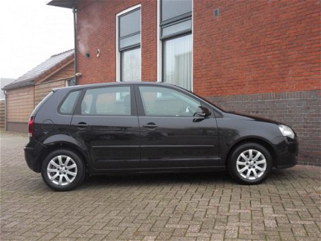 Volkswagen Polo - 1.4-16V 5deurs Climate control | Trekhaak - 1