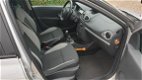 Renault Clio - 1.5 dCi Parisienne 5drs Airco/Trekhaak - 1 - Thumbnail