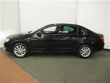 Skoda Octavia - 1.6TDi Aut. Ambition (Navi/Trekhaak/PDC)