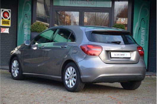 Mercedes-Benz A-klasse - 180 d Origineel NL, Navi, LED, PDC - 1