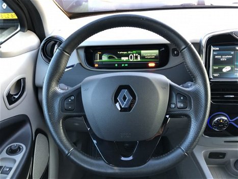 Renault Zoe - Q210 Zen Quickcharge 22 kWh (Batterijhuur) Camera, R-link, Climate, Cruise, 17'' Licht - 1